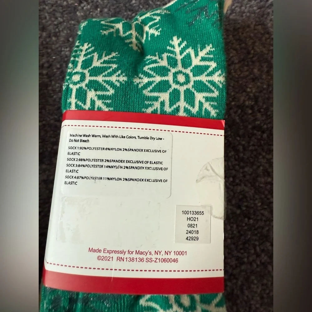 NWT 8 pair Club Room Men's Crew Socks Holiday Christmas Size‎ 8-13